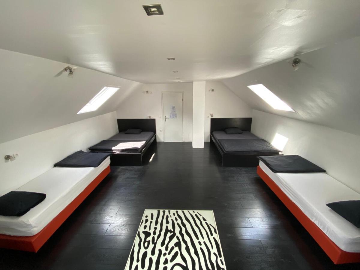 The Best Hostel Bled Buitenkant foto
