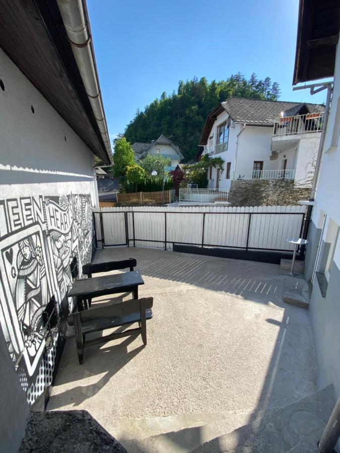 The Best Hostel Bled Buitenkant foto